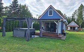 Domek z jacuzzi,kajaki i rowery,sauna -Malinowy Reset